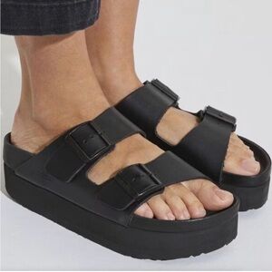 Black Arizona platform Birkenstock